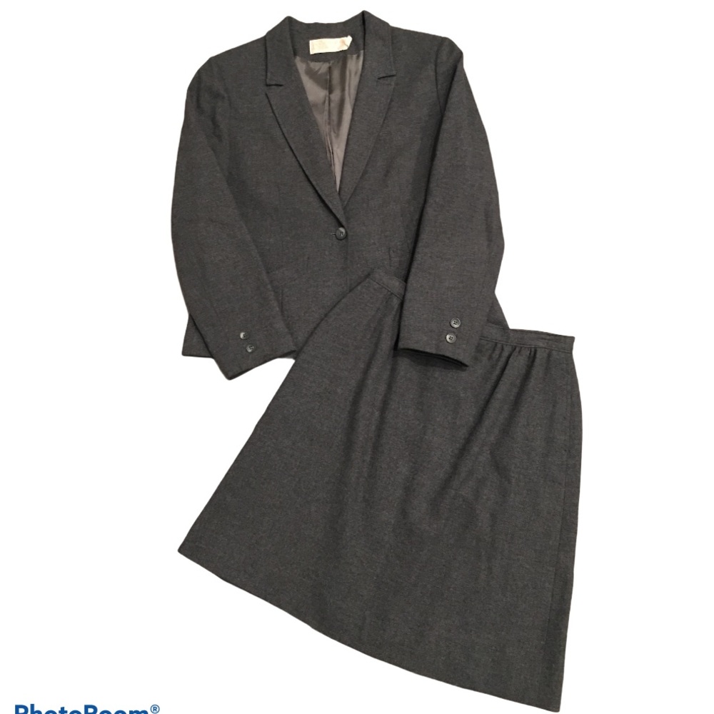 Pendleton vintage 100 % wool skirt suit jacket set